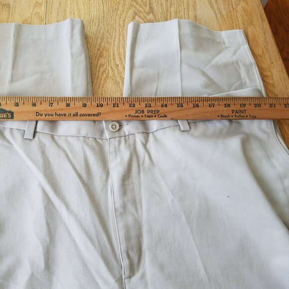 Savane Tailored Comfort Mens Chinos Expandable Waist - Size 42x30 - Picture 3 of 7